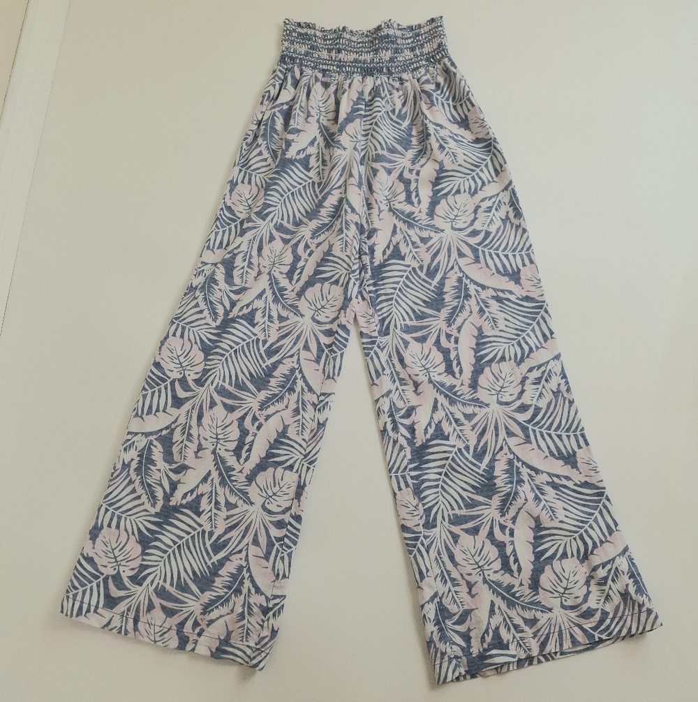 Dahui Hawaii Linen Blend Tropical Palm Print Wide Leg Smocked Waist Pants